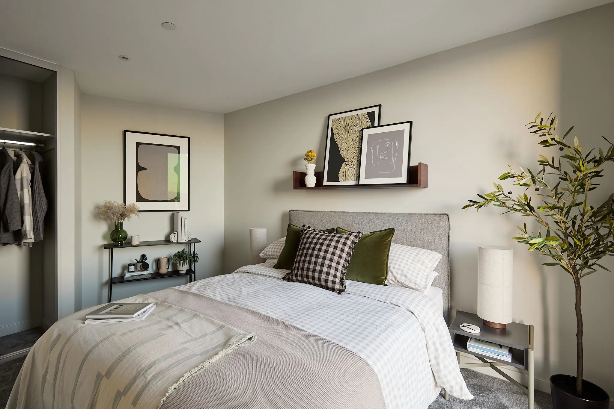  1 YSTAFELL WELY Math 1C