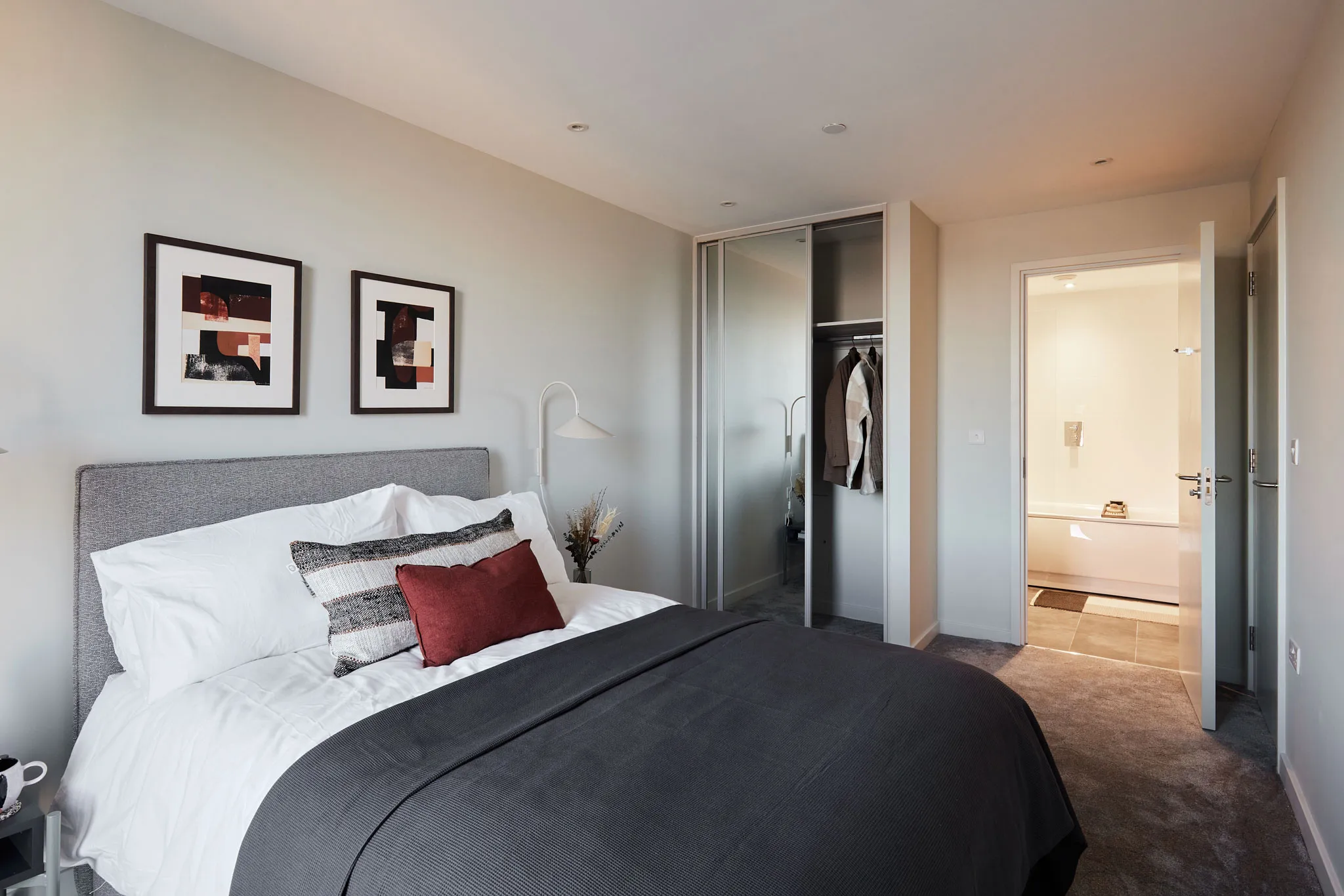  2 YSTAFELL WELY Math 2H