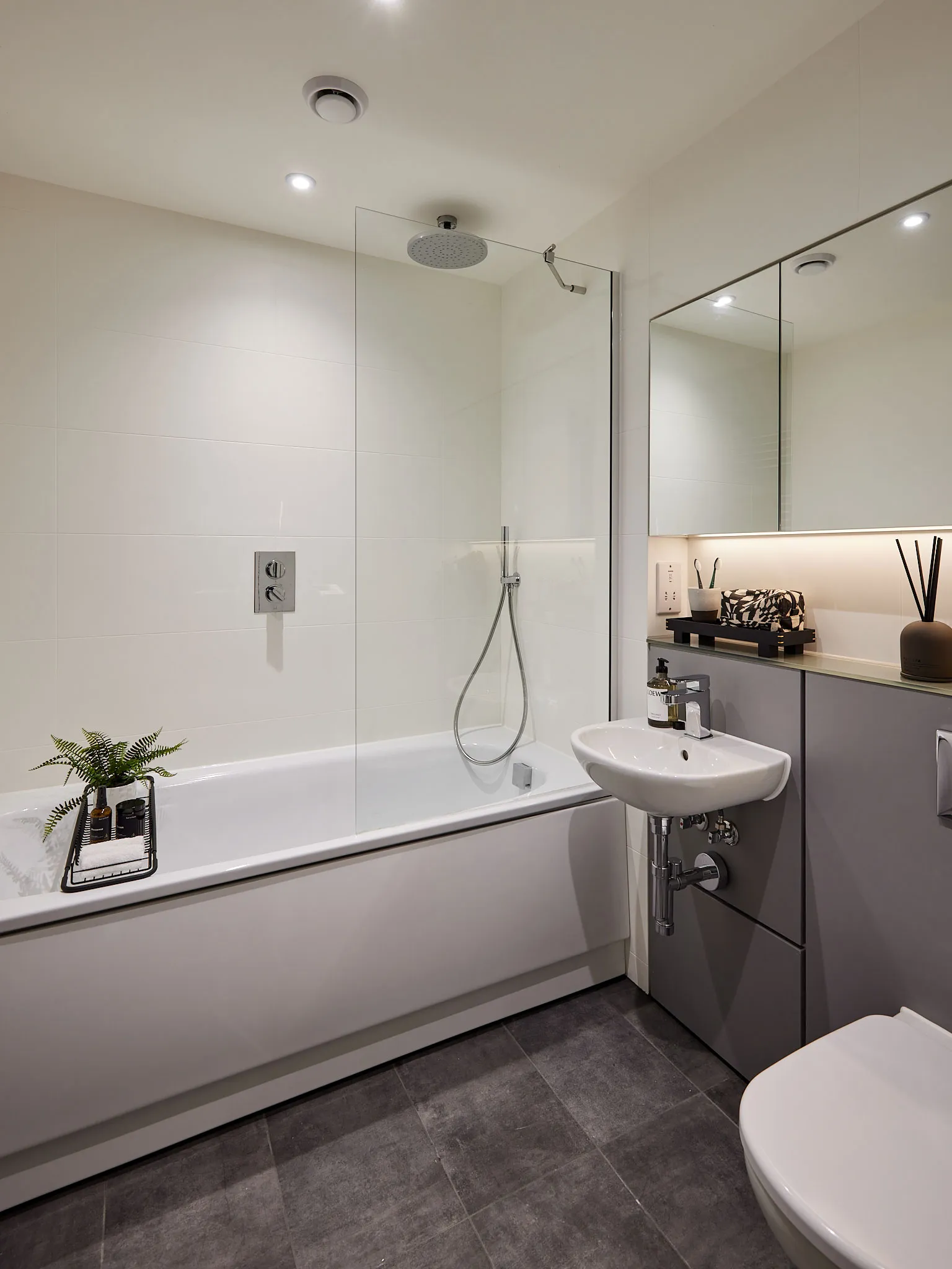  2 YSTAFELL WELY Math 2H